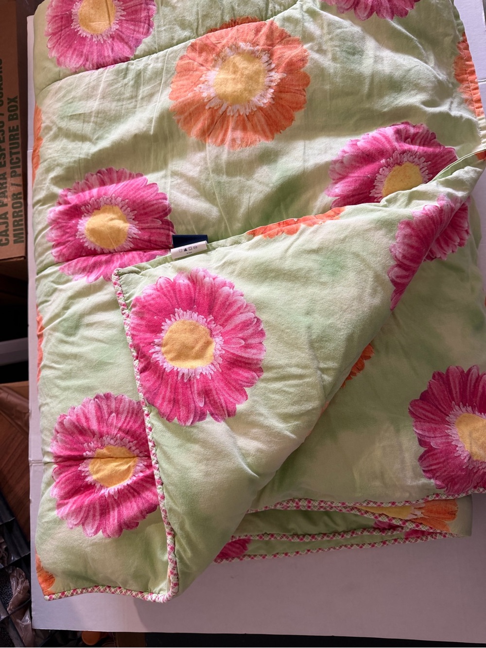 Tommy Hilfiger Daisy Quilted Twin Comforter Reversible 100%Cotton